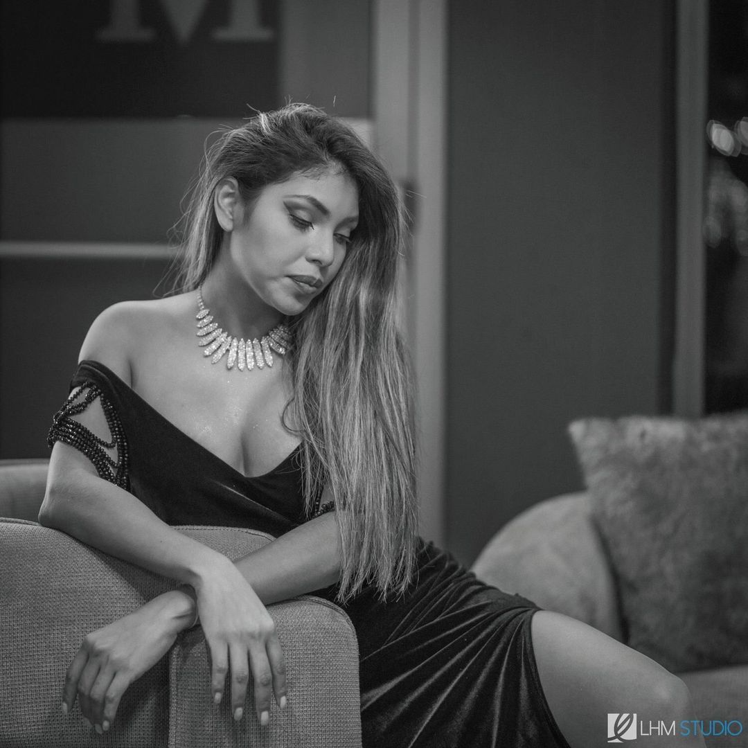 images/shooting/luciane/luciane_83.jpg#joomlaImage://local-images/shooting/luciane/luciane_83.jpg?width=1500&height=1500