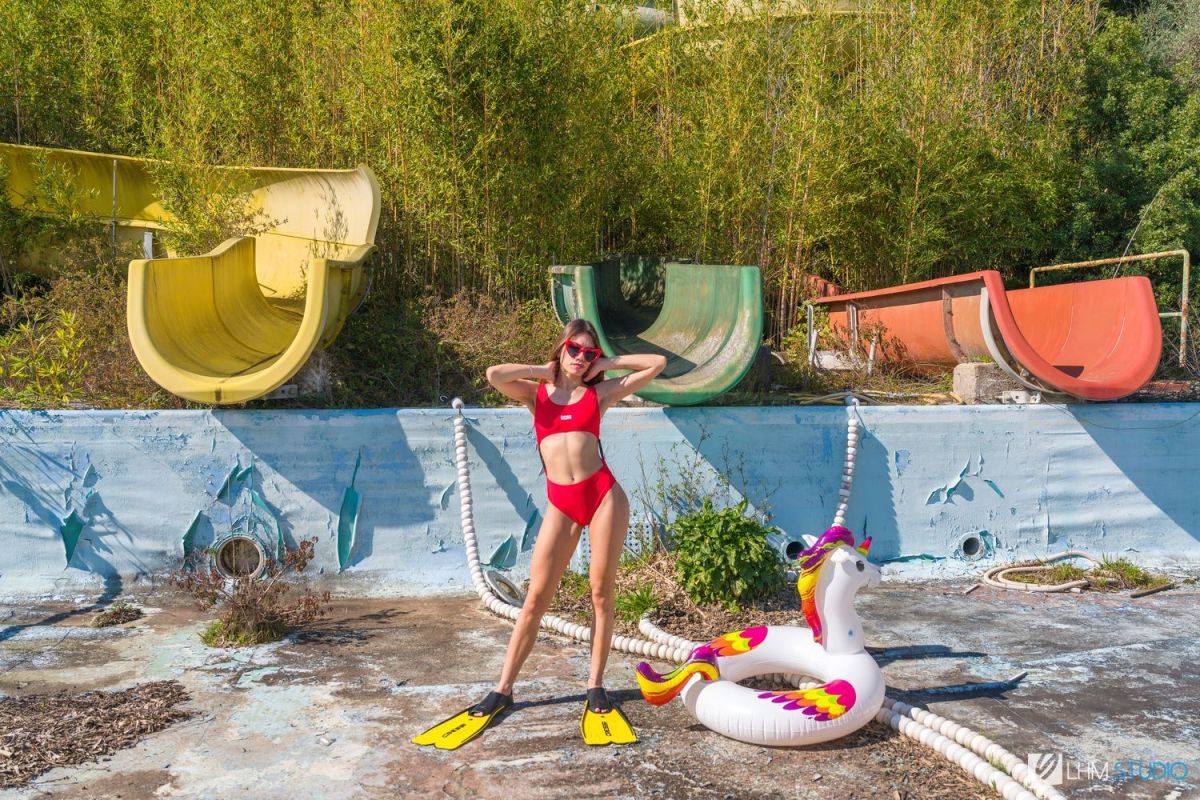 images/shooting/stefy_piscina/stefy_cufe_piscina20.jpg#joomlaImage://local-images/shooting/stefy_piscina/stefy_cufe_piscina20.jpg?width=1500&height=1000